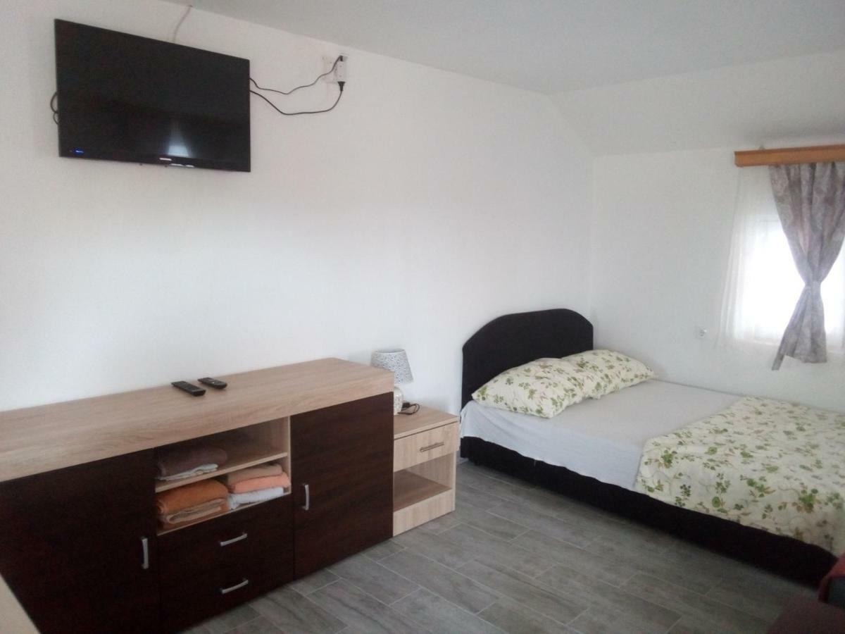 Apartmani "Babici" Banja Luka Exteriör bild